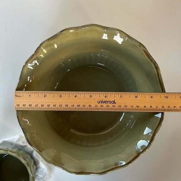 Ceramic Serving Bowl Fluted Scalloped Edge With Matching Dipping Bowl - Picture 9 of 11